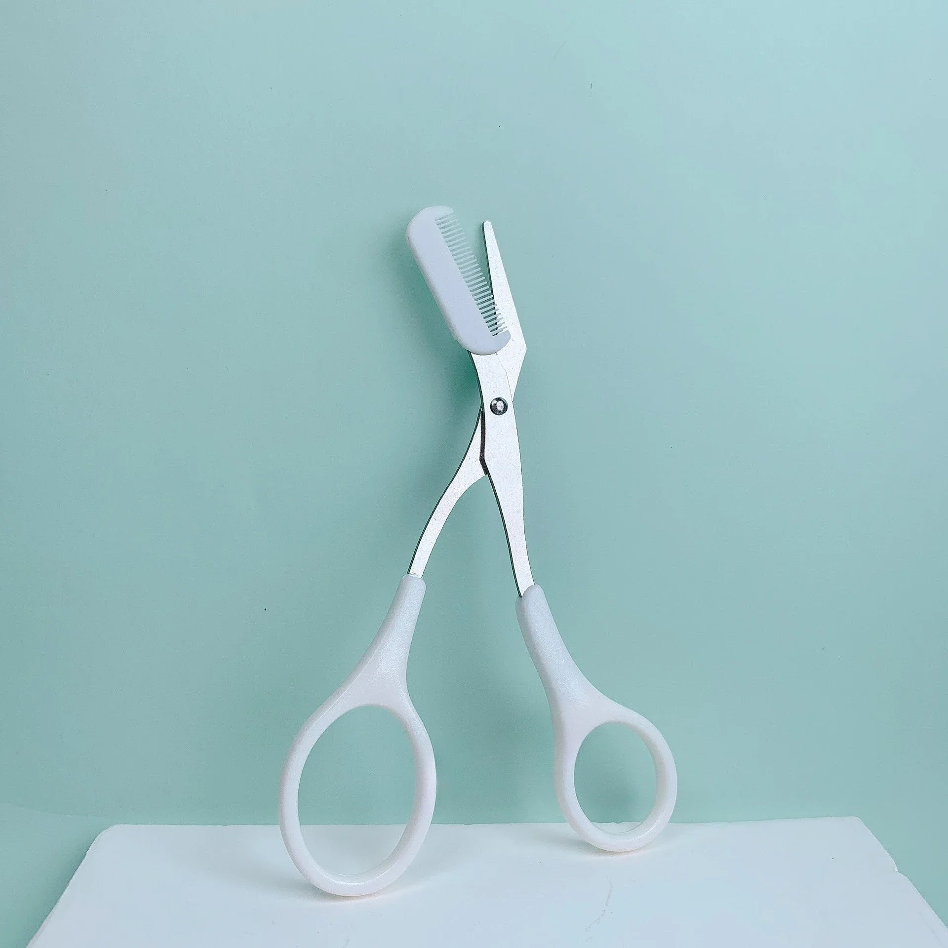 Eyebrow Trimming Scissors with Comb | Precision Brow Grooming Tool